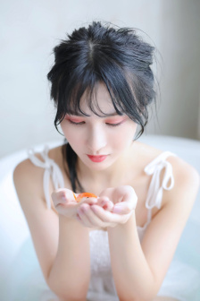 女明星裸体看个够(无遮挡)